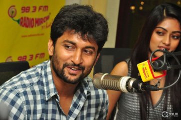 Majnu Movie Team At Radio Mirchi